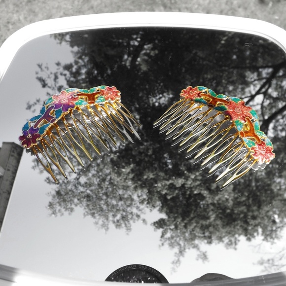 Floral Hair comb jewelry - Picture 1 of 3